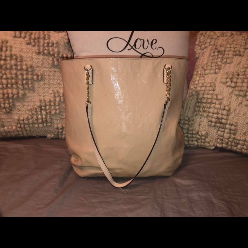 MK purse